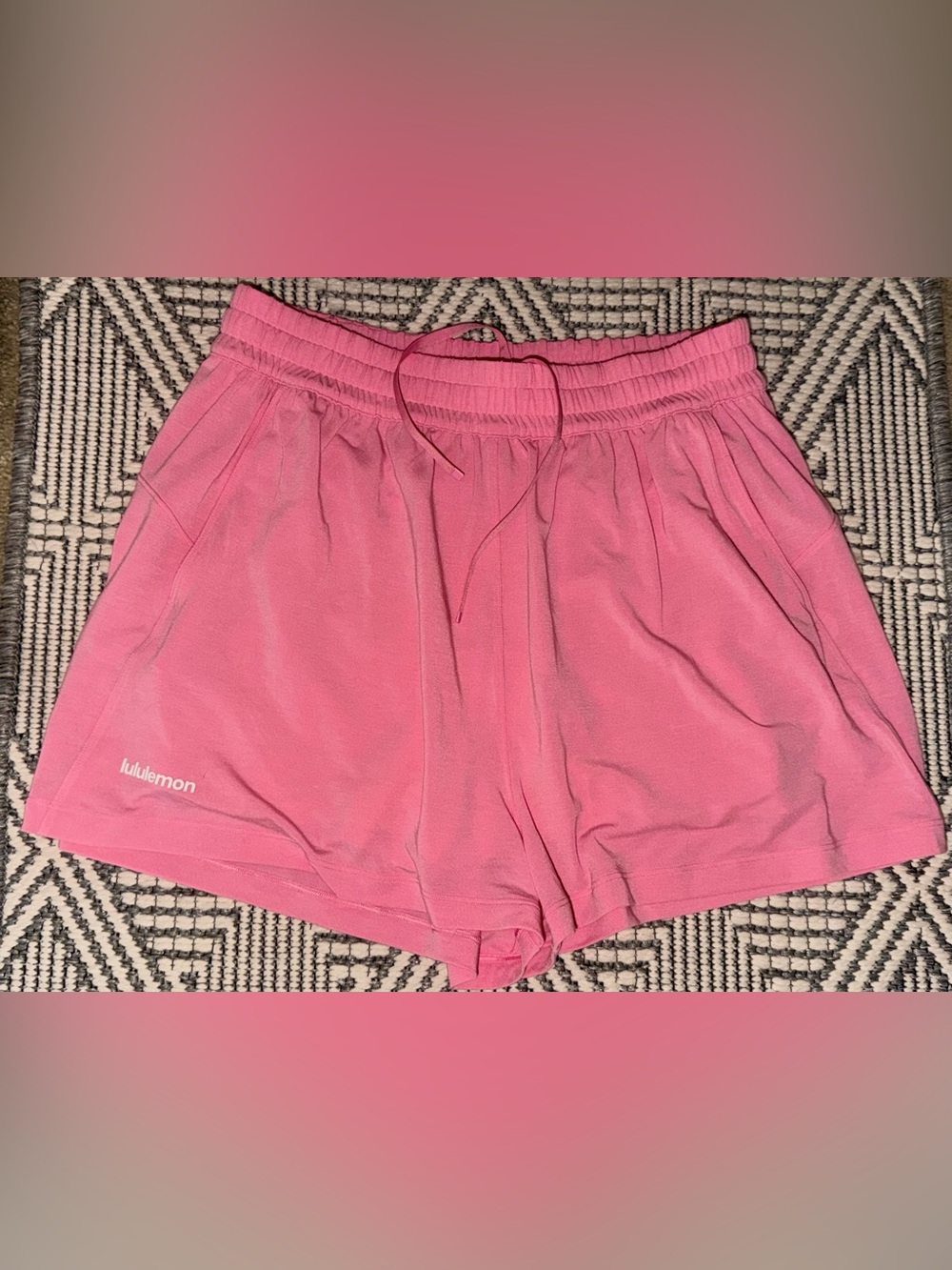 Lululemon Lined High-Rise Shorts Pink Built-In Shorts Size S Sold Out NWT